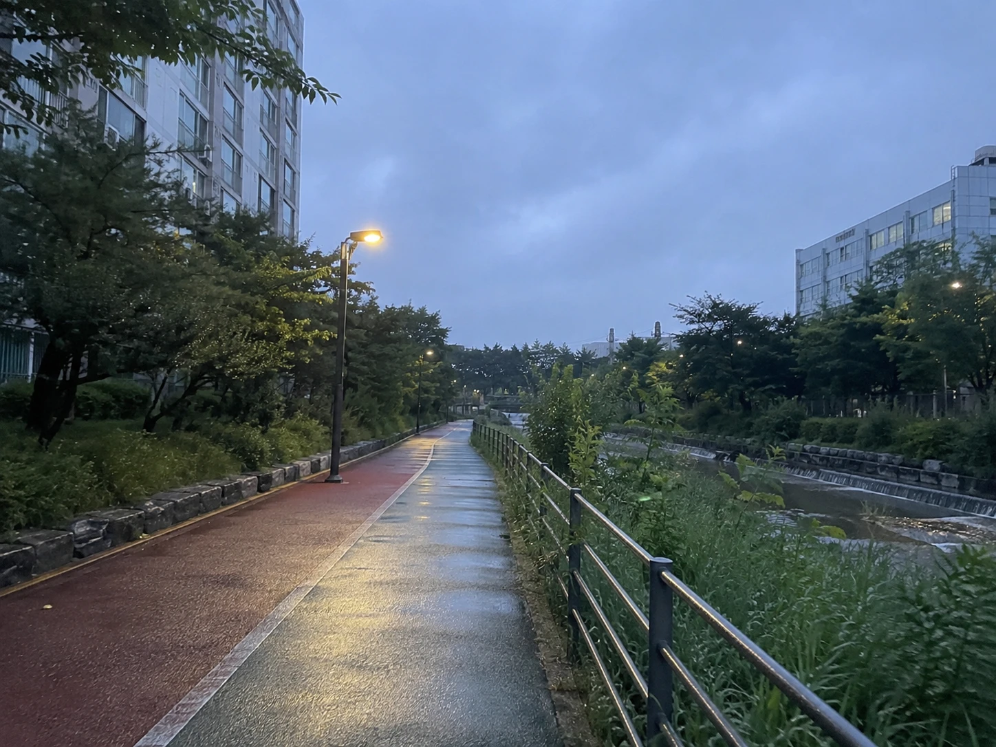 godeokcheon-after-rain.png