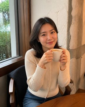 러블리스타님의 셀프소개팅 사진