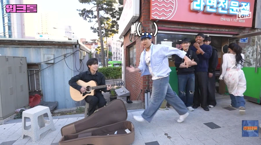 의외로 힘들다는 라면 가게 아르바이트_64.webp