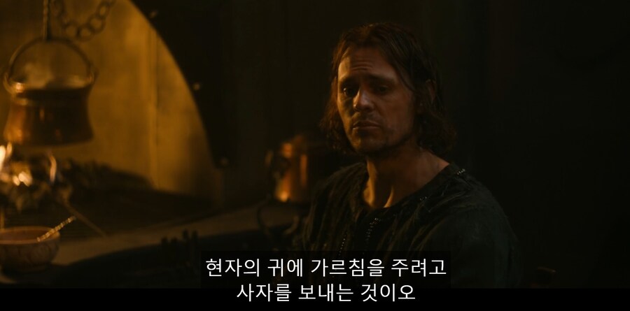 사우론의 최후를 예지하는 반지 제작자_2.jpg