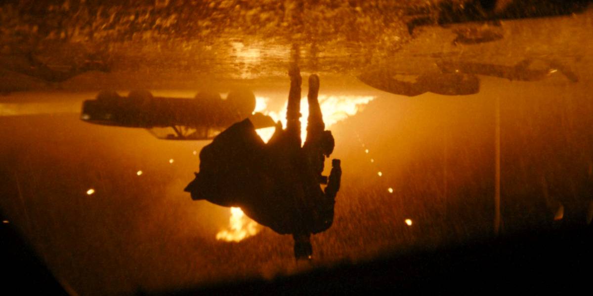 The Batman Director Explains Batmobile Chase Scene's Upside Down Shot