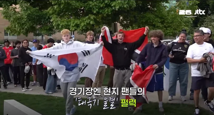 손흥민 때문에 2시간 운전해서 경기 보러 왔다는 미국 소년_1.webp