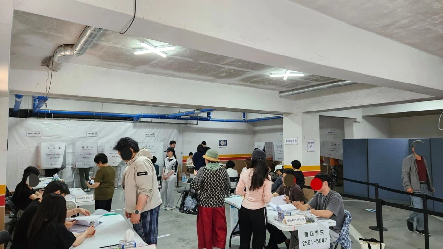 지방선거 이색 투표소_13.webp