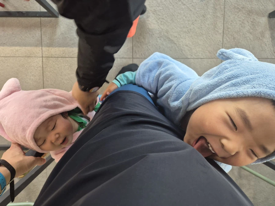 나도 모든게 애매하지만_3.webp
