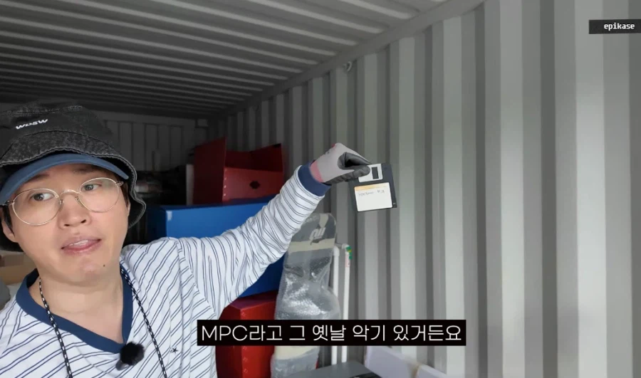 장르가 계속 바뀌는 에픽하이 과거 물품창고 발굴기_10.webp