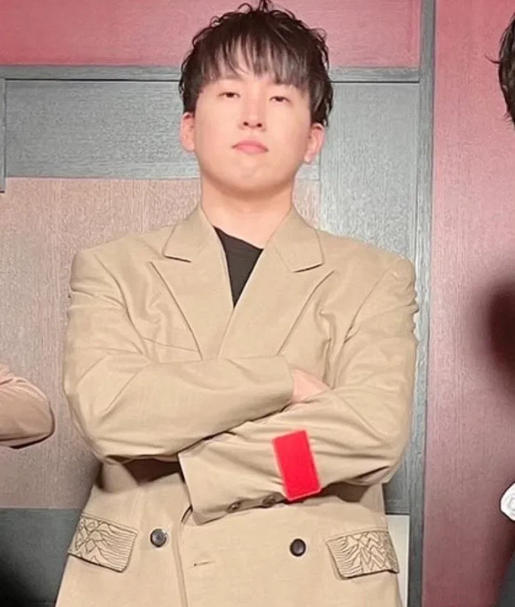 트릭컬) ???: 한국산 십덕겜 애니화? 볼게 뭐가 있다고..._1.webp