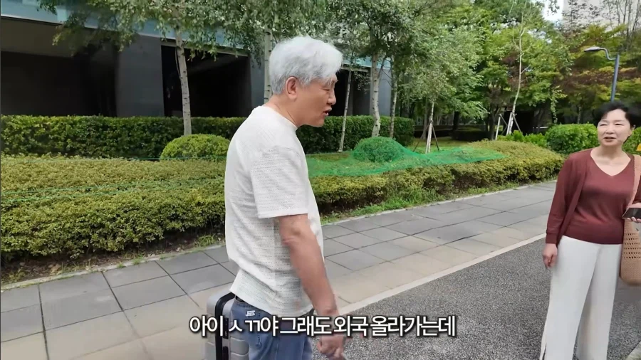50년지기 절친 특징.jpg_2.webp