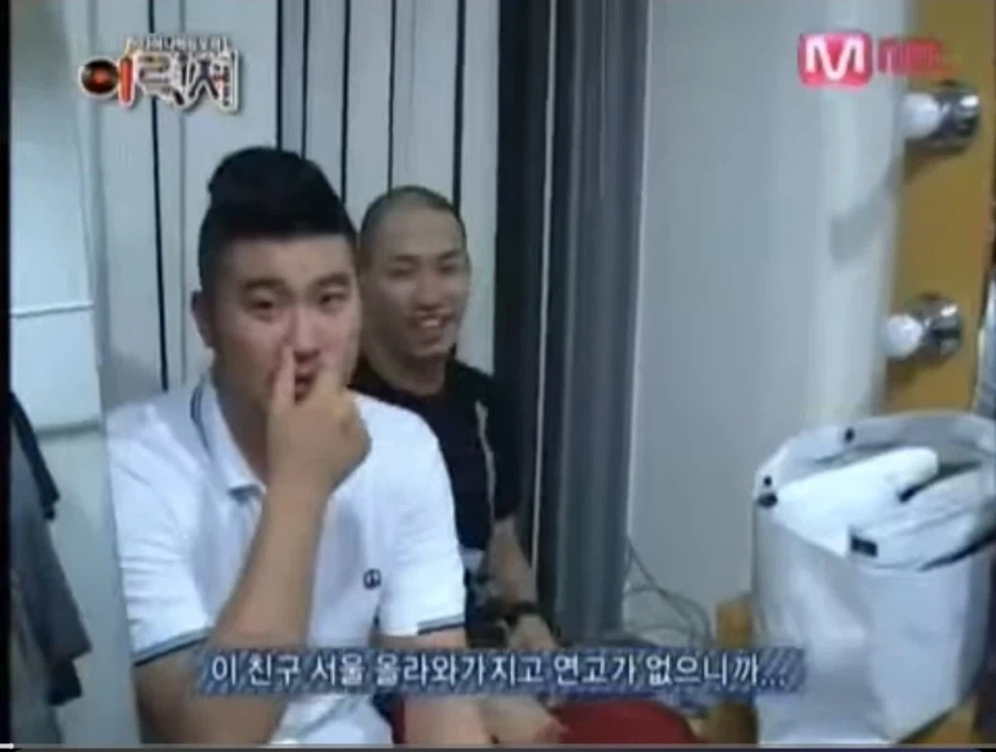 힙합) 뭔가 지금 보면 대단히 씁쓸한 장면_1.webp