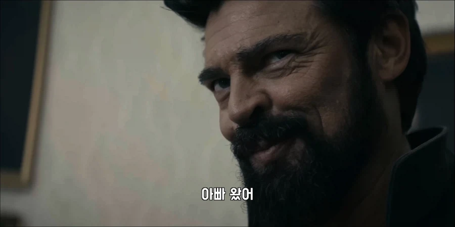 더보이즈) 이배우는 썩소가 진짜 매력적인거같아 ㅋㅋㅋㅋ_1.webp