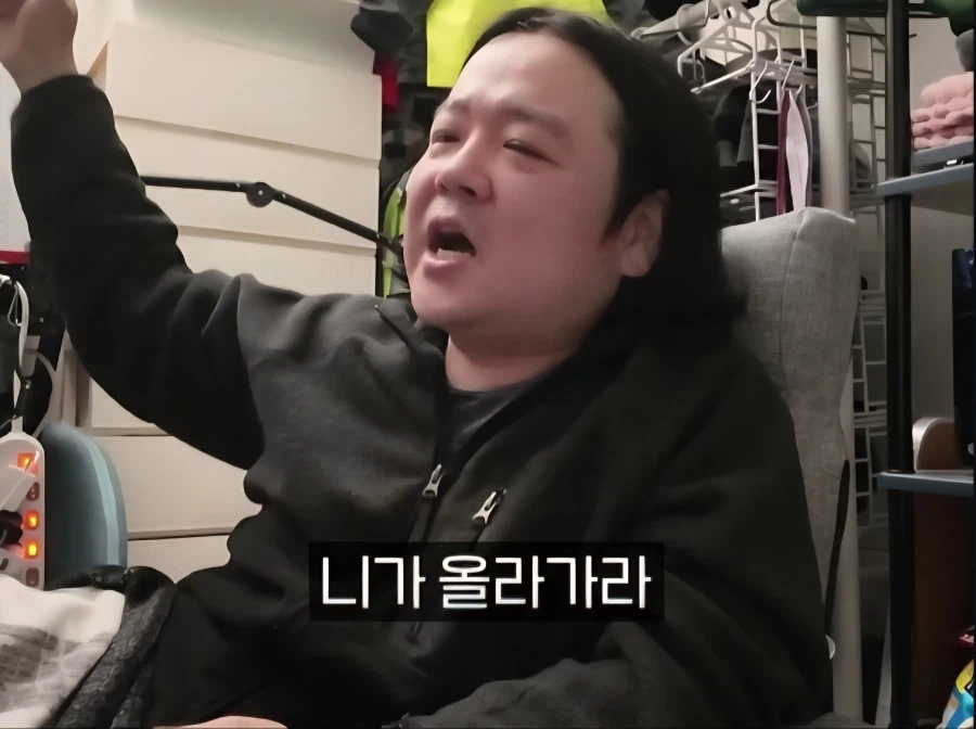 북한 생각보다 살만하죠?_34.webp