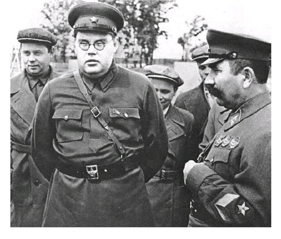 "1913년, 지금이 세계선의 분기점이야"_2.png