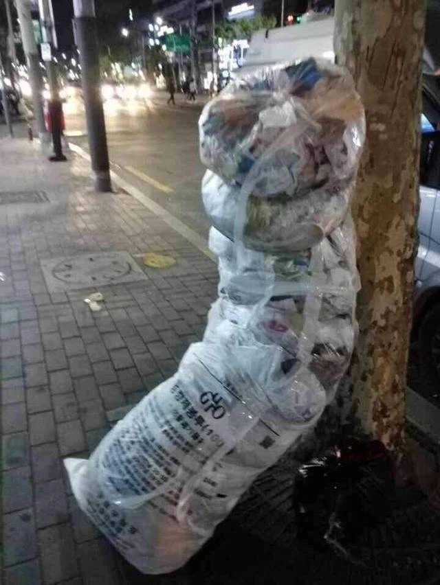 뭐든지 버릴수 있는 만능의 종량제 봉투.jpg_6.webp