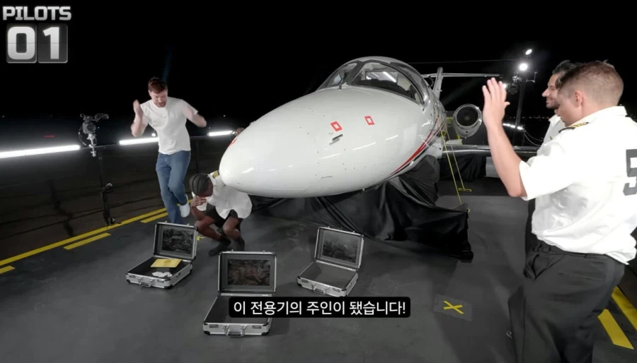 미스터 비스트한테 제트기 받았던 비행기 조종사 근황_2.webp